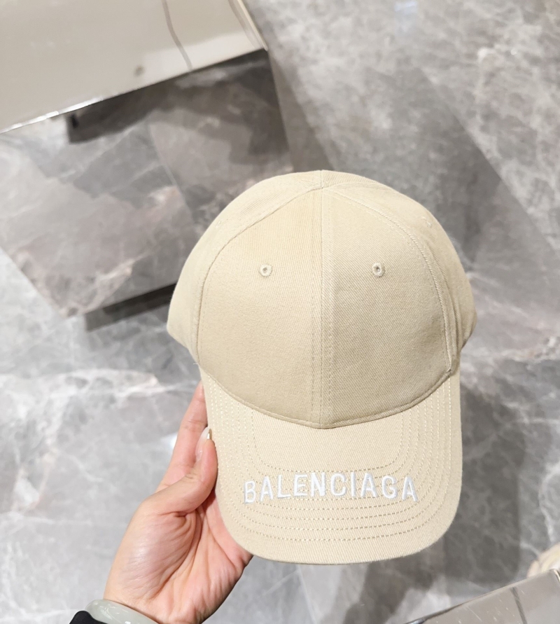 BALENCIAGA